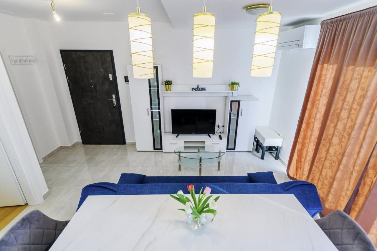 Holiday Apartment Zadar - With Summer Balcony And Parking Exterior foto