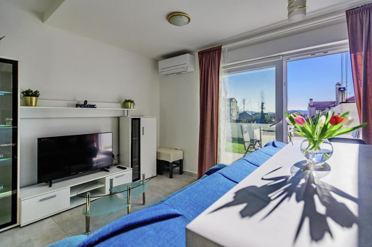 Holiday Apartment Zadar - With Summer Balcony And Parking Exterior foto
