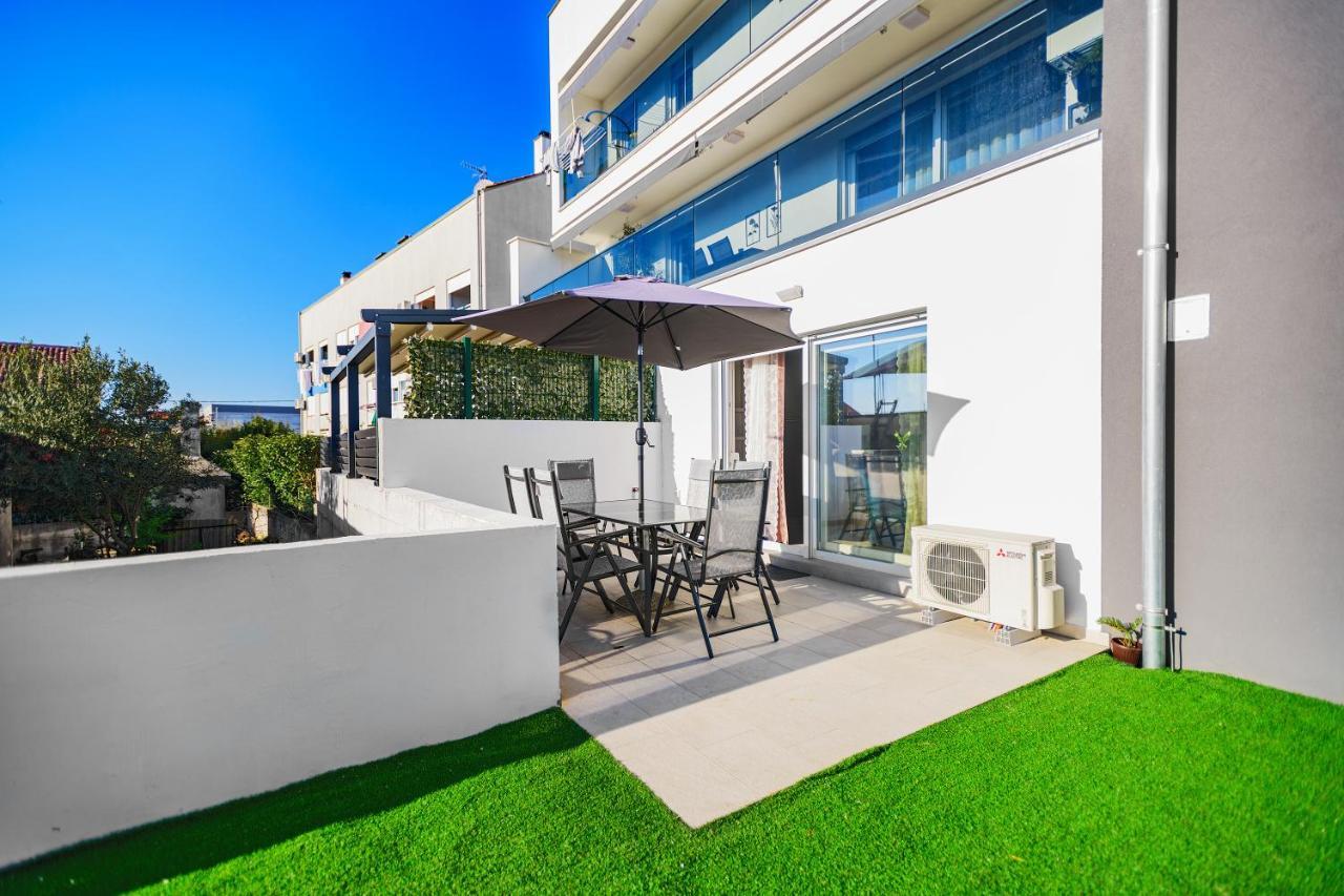 Holiday Apartment Zadar - With Summer Balcony And Parking Exterior foto