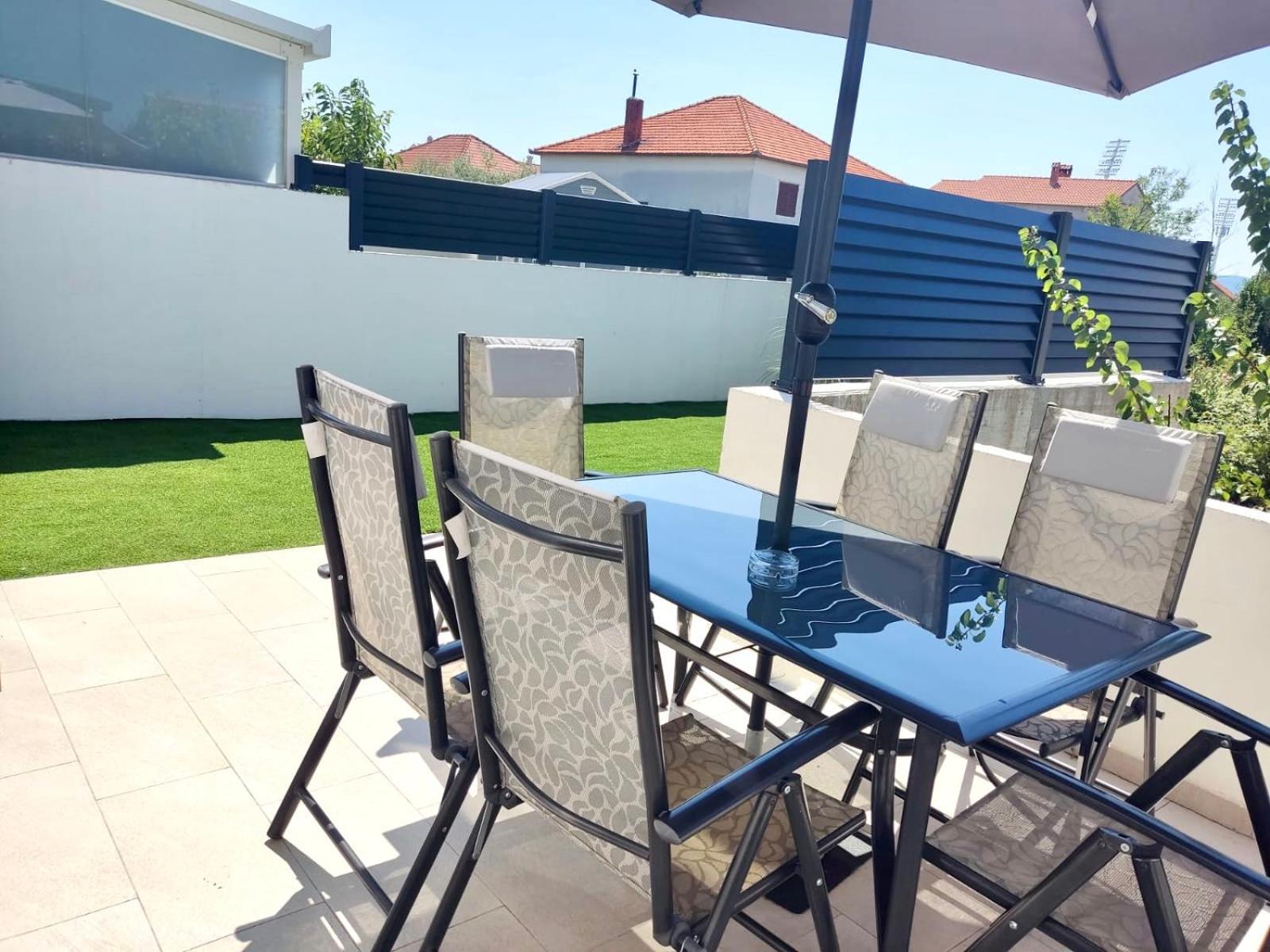 Holiday Apartment Zadar - With Summer Balcony And Parking Exterior foto